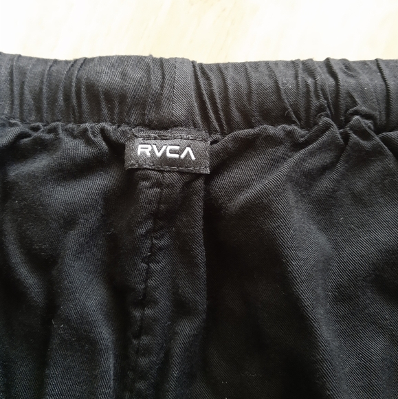 RVCA coverup casual shorts bundle - Picture 3 of 9